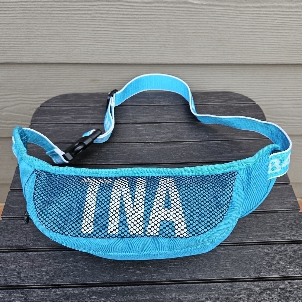 Aritzia TNA Belt Bag Fanny Pack 1984 Teal Blue Purse Carry Bag Zip Top EUC